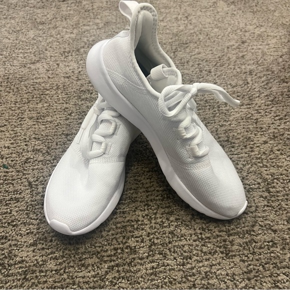 White Adidas Sneakers - Picture 8 of 10